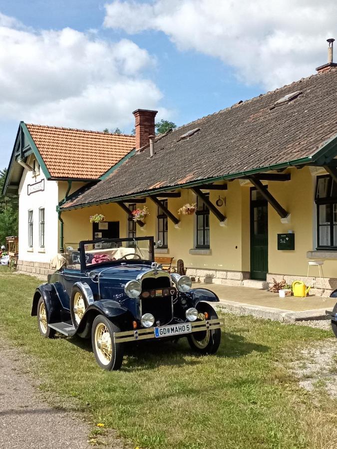 그뮌트 Nostalgie Bahnhof 아파트 외부 사진
